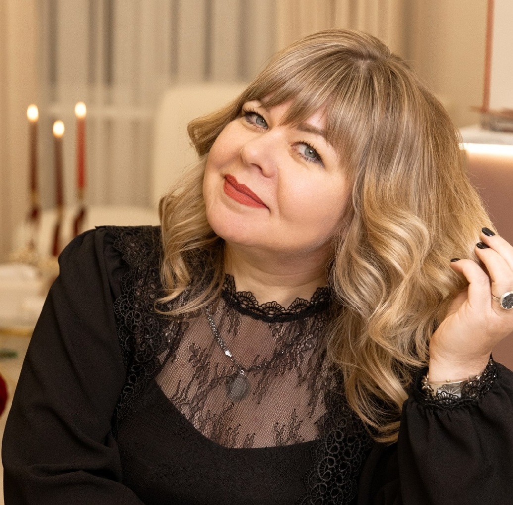 Юлия Комолова